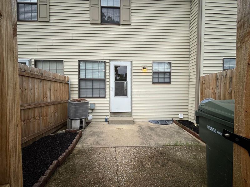 2367 Brandy Oaks Drive, Columbus, OH 43220 Photo 14