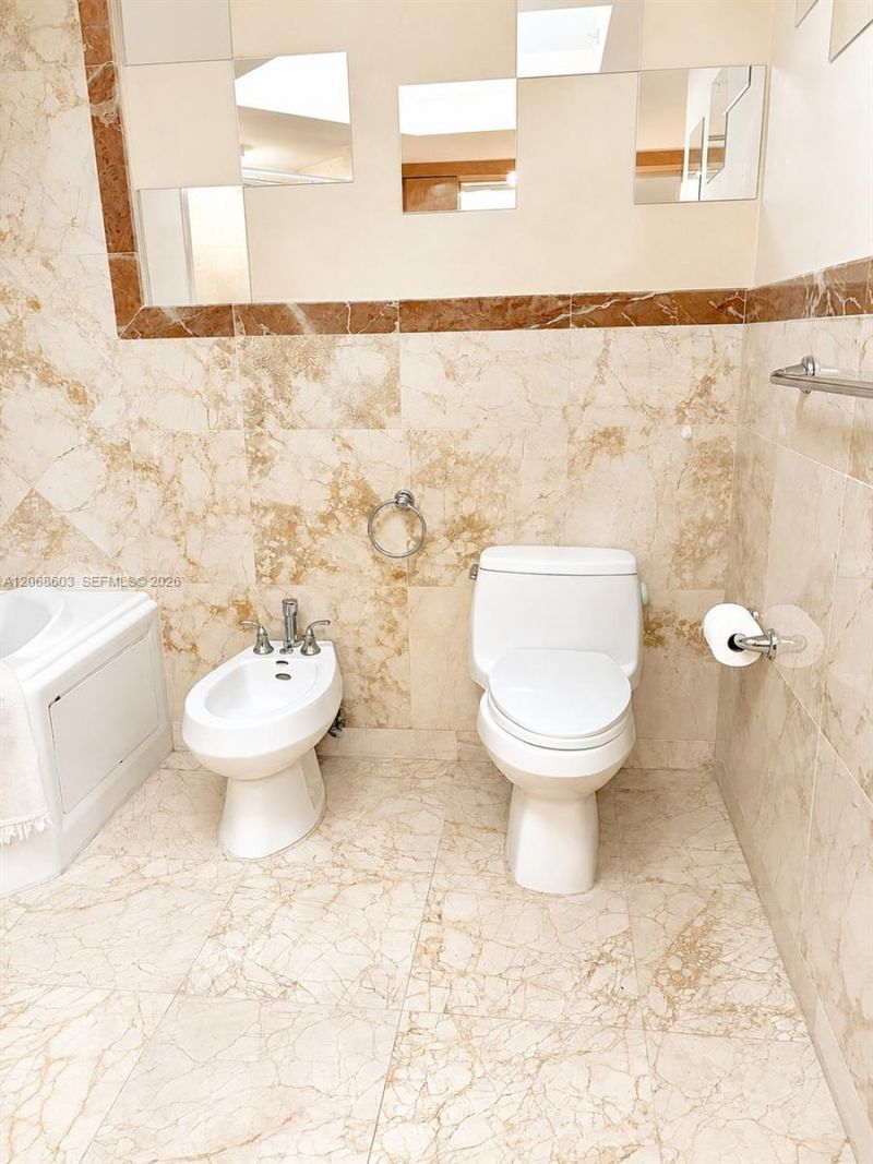 17555 SW Atlantic Blvd , Unit PH2, Sunny Isles Beach, FL 33160 Photo