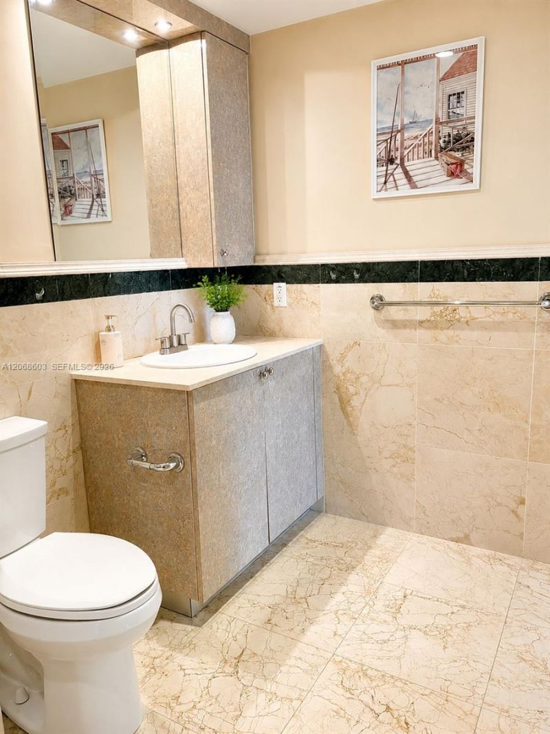 17555 SW Atlantic Blvd , Unit PH2, Sunny Isles Beach, FL 33160 Photo