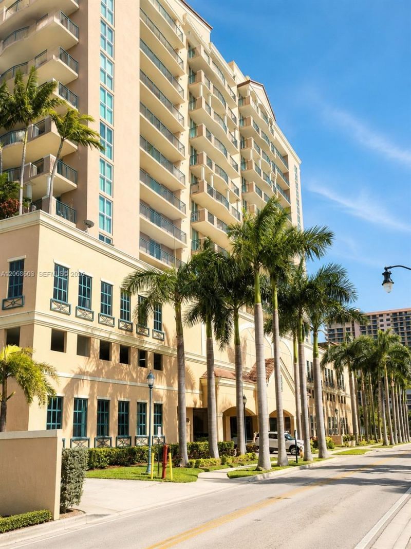 17555 SW Atlantic Blvd , Unit PH2, Sunny Isles Beach, FL 33160 Photo