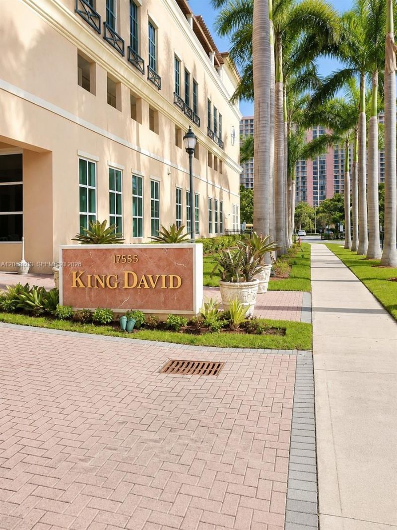 17555 SW Atlantic Blvd , Unit PH2, Sunny Isles Beach, FL 33160 Photo
