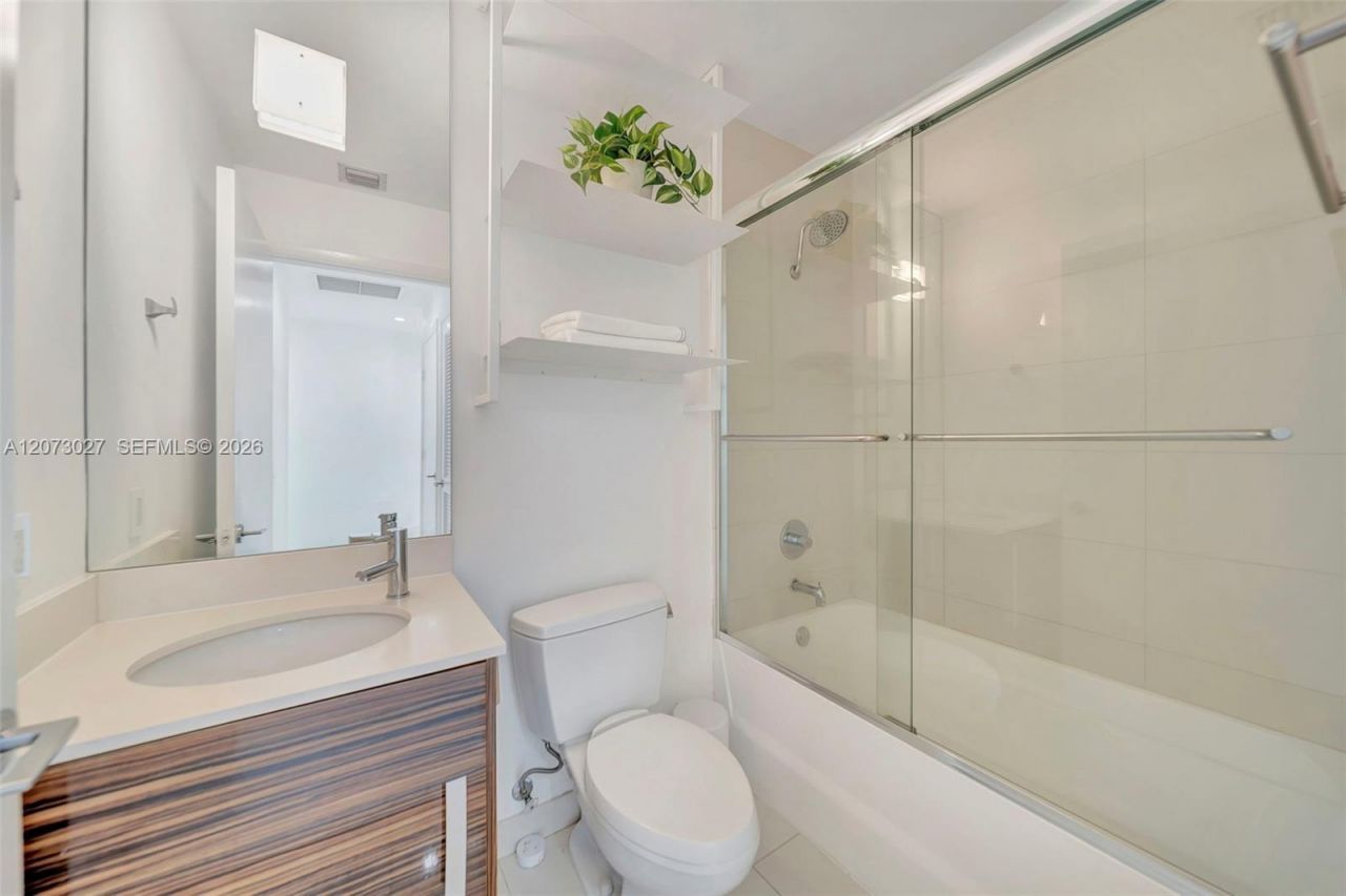 2020 N Bayshore Dr , Unit 708, Miami, FL 33137 Photo
