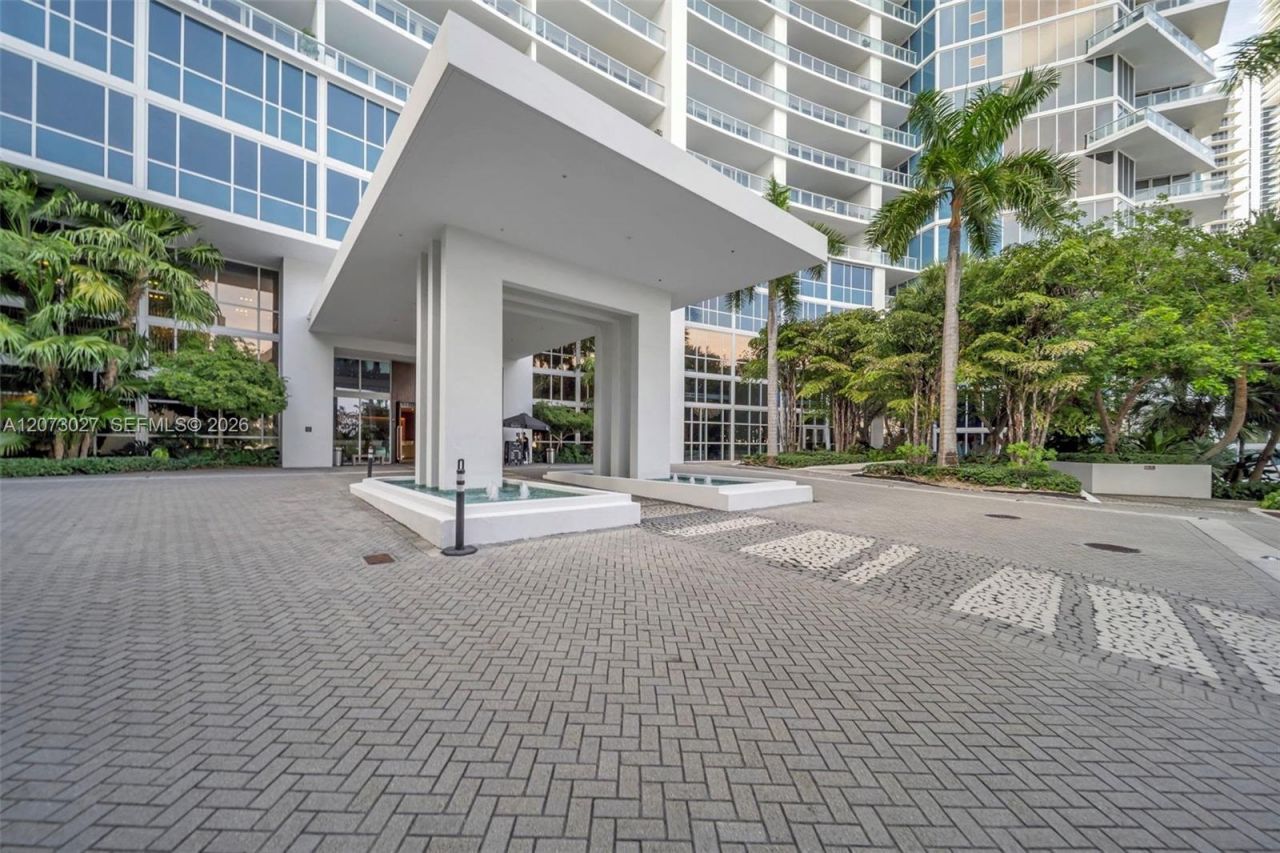 2020 N Bayshore Dr , Unit 708, Miami, FL 33137 Photo
