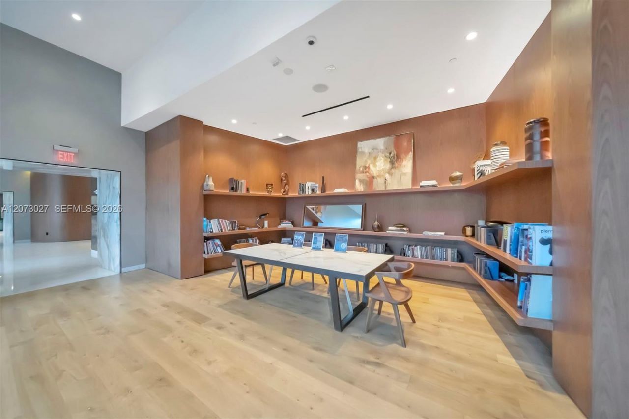 2020 N Bayshore Dr , Unit 708, Miami, FL 33137 Photo