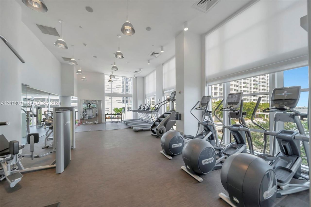 2020 N Bayshore Dr , Unit 708, Miami, FL 33137 Photo