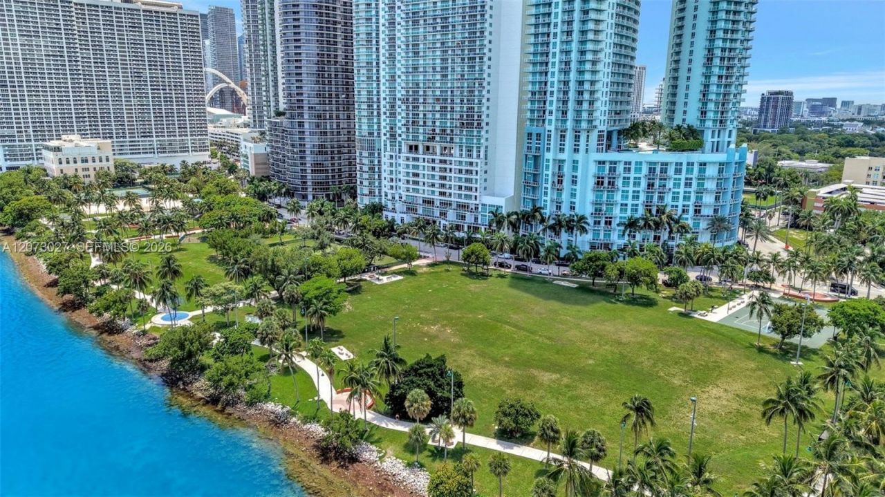 2020 N Bayshore Dr , Unit 708, Miami, FL 33137 Photo
