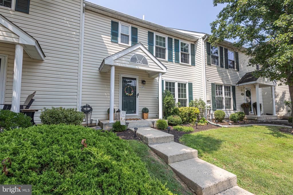 57 VILLAGE DRIVE , SCHWENKSVILLE, PA 19473