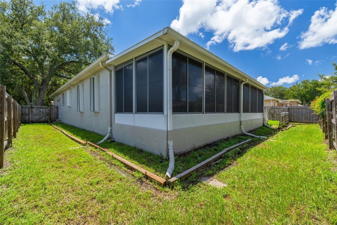 2102 Bradford Street, Clearwater, FL 33760 Photo