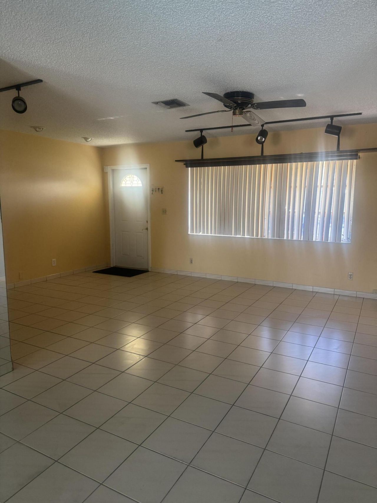 6740 NW 26th Avenue, Fort Lauderdale, FL 33309 Photo