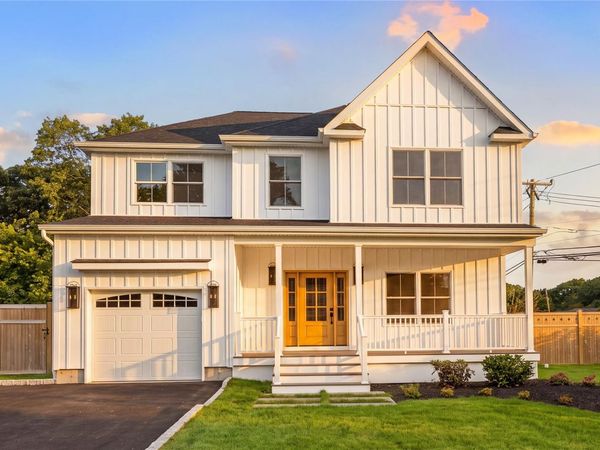 100 Bieselin Road , Bellport Village, NY 11713