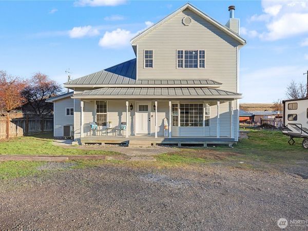 225 S D, Washtucna, WA 99371