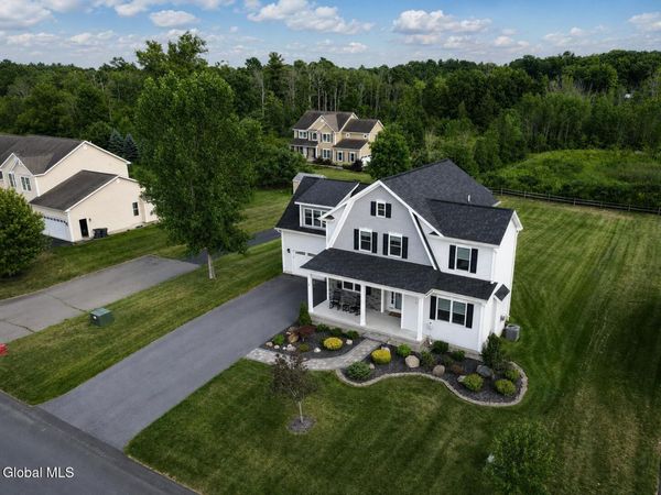 21 Tisdale Lane, Clifton Park, NY 12065