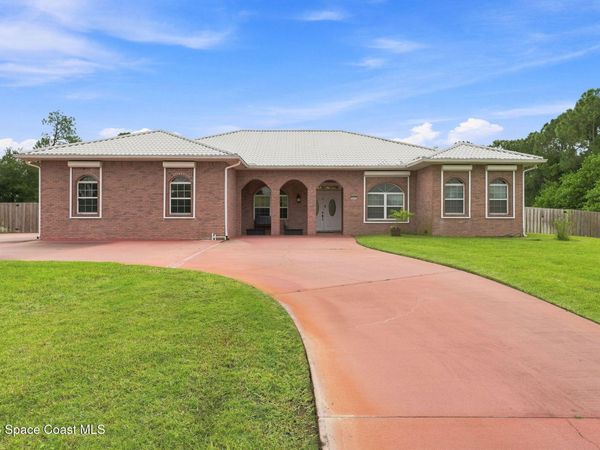 8605 Lake Ridge Drive , Palm Bay, FL 32909