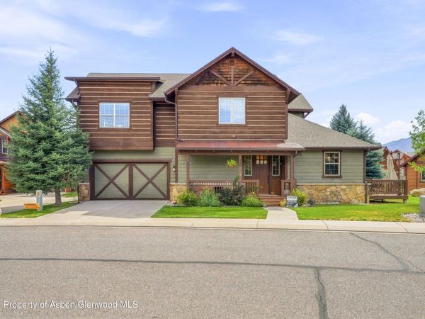 200 Whitehorse Drive, New Castle, CO 81647