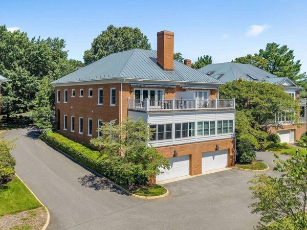 512 WORTHINGTON DR , Unit B, Charlottesville, VA 22903