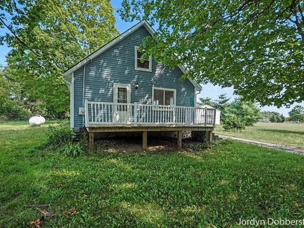4748 Grove Street, Coral, MI 49322