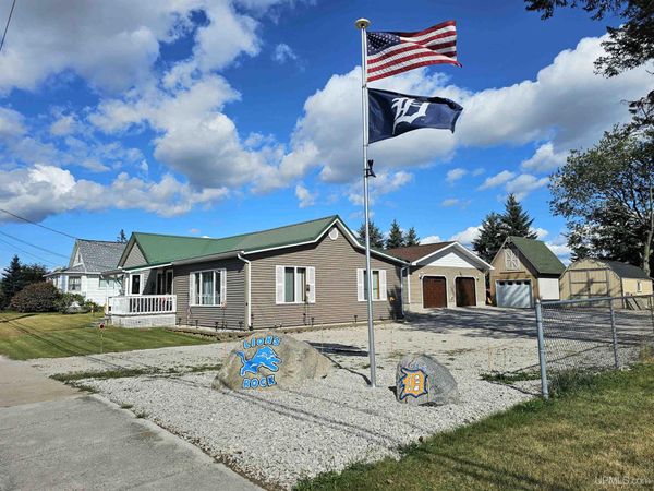 224 N Fifth Street, Manistique, MI 49854