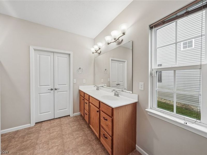 190 Lakeland Way, Aurora, OH 44202 Photo 18