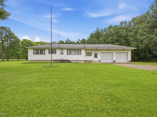 2035 S Pricetown Road, Diamond, OH 44412