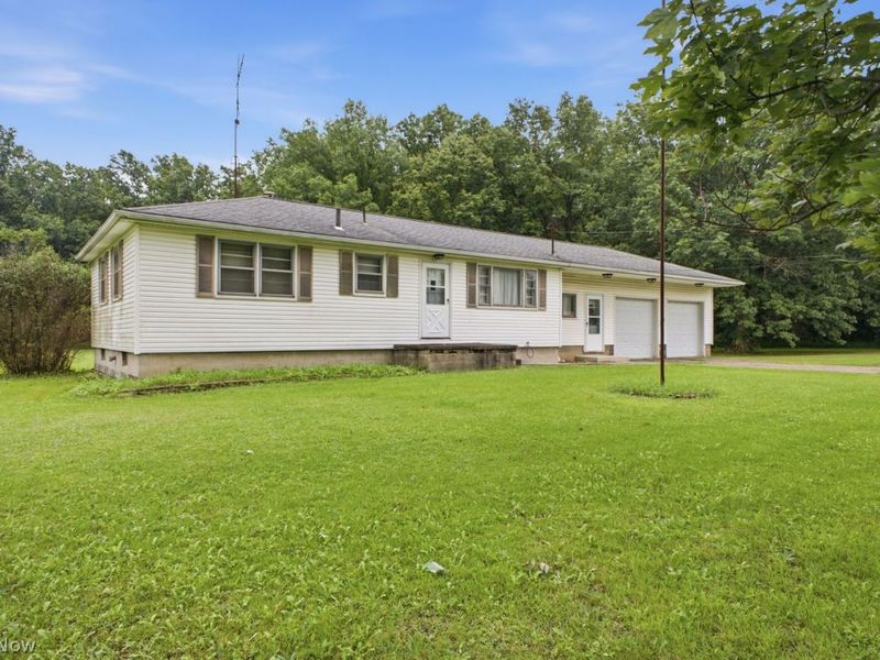 2035 S Pricetown Road, Diamond, OH 44412 Photo 2