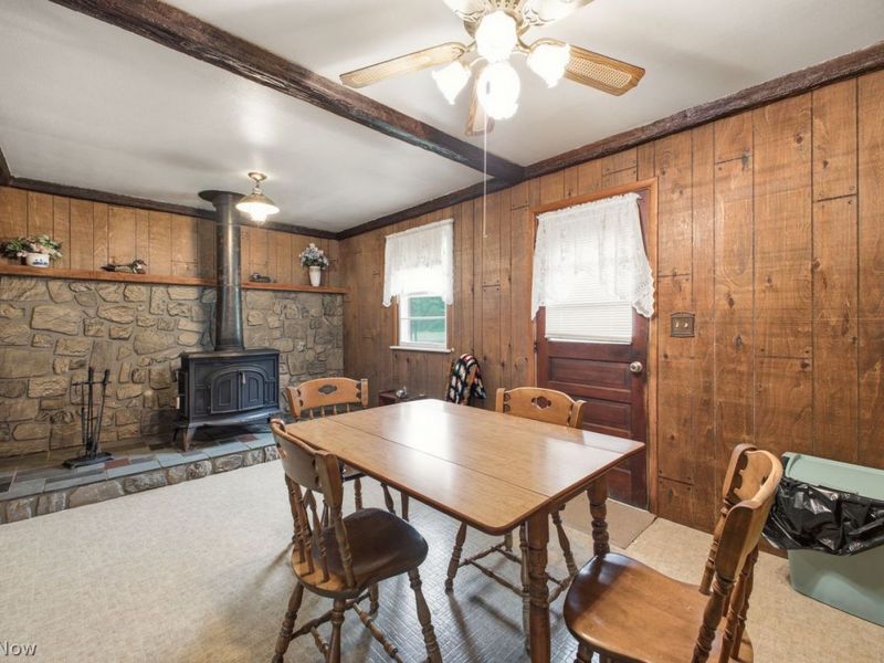 2035 S Pricetown Road, Diamond, OH 44412 Photo 9