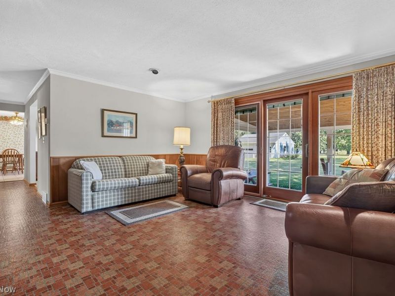 44735 Middle Ridge Road, Amherst, OH 44001 Photo 14