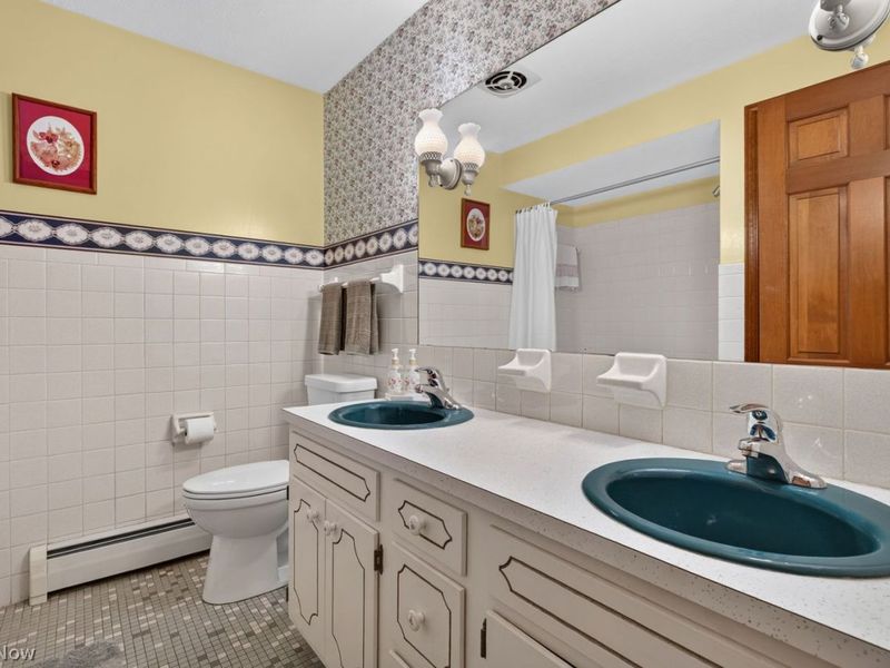 44735 Middle Ridge Road, Amherst, OH 44001 Photo 24
