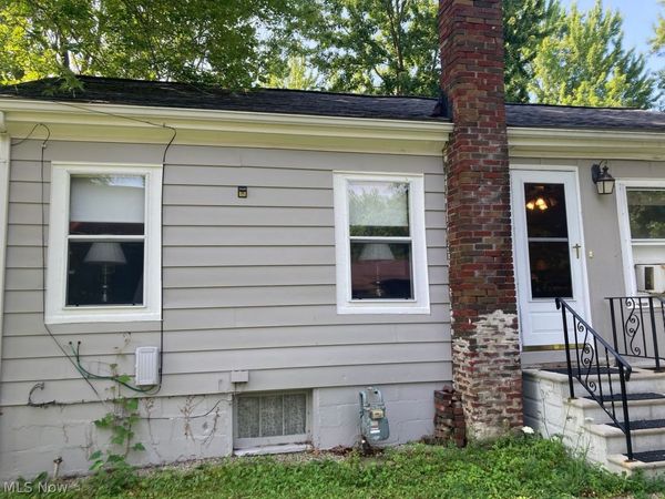 112 West Street, Kipton, OH 44049