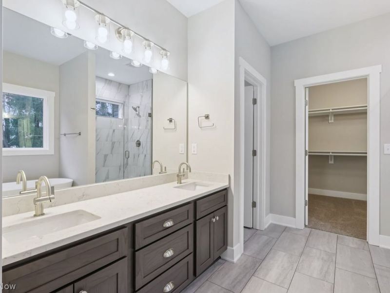 7439 Harps Mill Drive, Wadsworth, OH 44281 Photo 11
