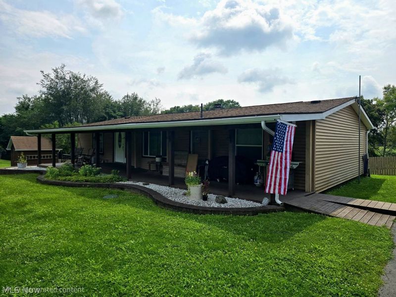 6845 State Rte 7, New Waterford, OH 44445 Photo 2