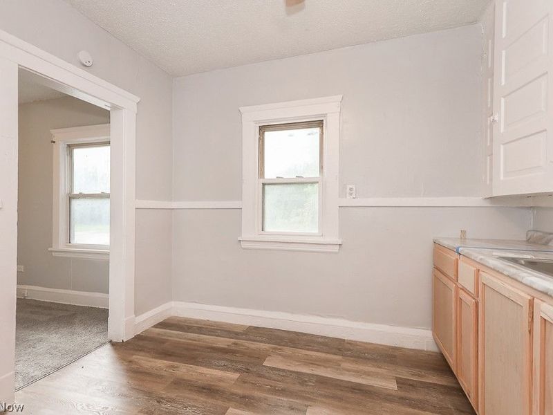 10803 Navarre Court , Cleveland, OH 44108 Photo 12
