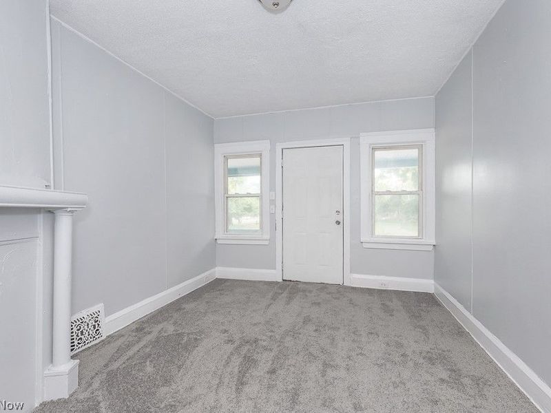 10803 Navarre Court , Cleveland, OH 44108 Photo 5