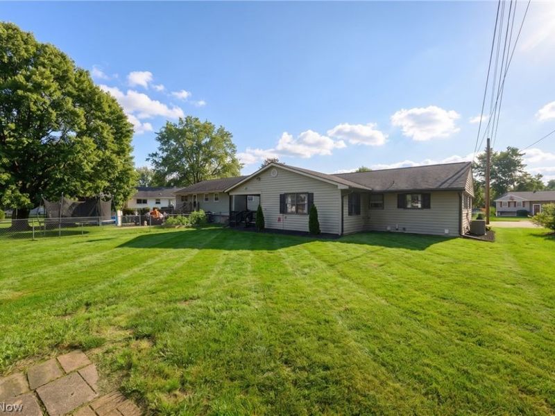 2715 Delaware Circle , Dover, OH 44622 Photo 10