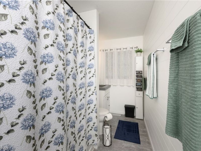 2715 Delaware Circle , Dover, OH 44622 Photo 17