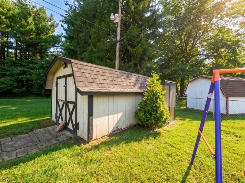 2715 Delaware Circle , Dover, OH 44622 Photo 9