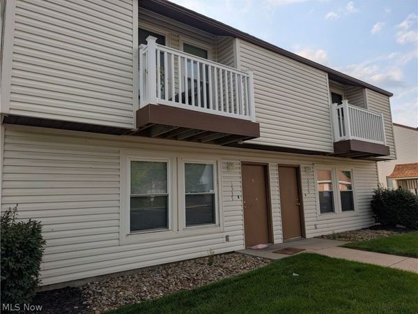 1537 Whitehall Boulevard , Kent, OH 44240