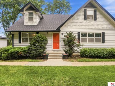 3718 S 49th Avenue, Omaha, NE 68106