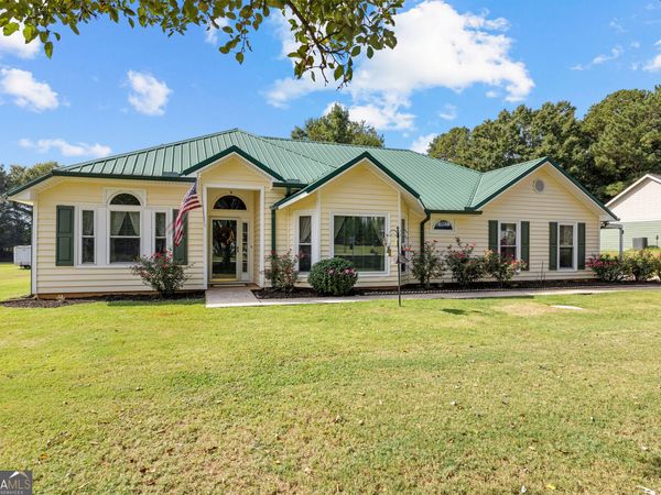 95 Firethorne Drive, Newnan, GA 30265