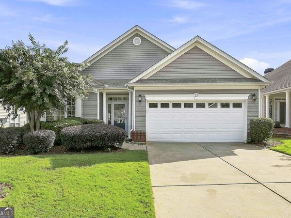 13 Hillside Drive, Newnan, GA 30265