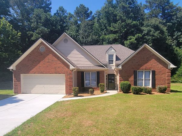 12208 Barney Court, Fayetteville, GA 30215