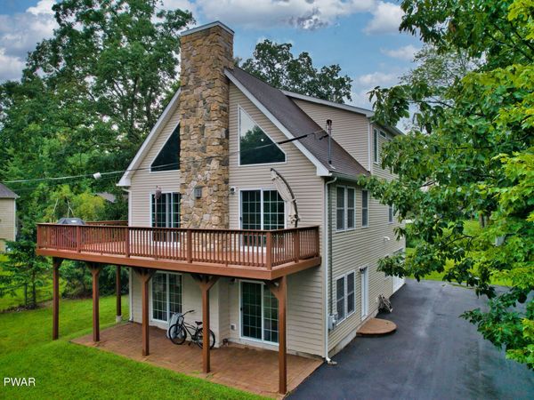 187 Skyview Road, Dingmans Ferry, PA 18328