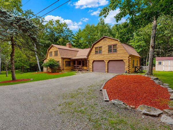 112 Pawnee Road , Shohola, PA 18458