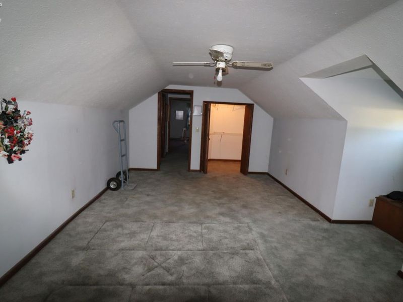 115 Meadowfield Ct, Elyria, OH 44035 Photo 21