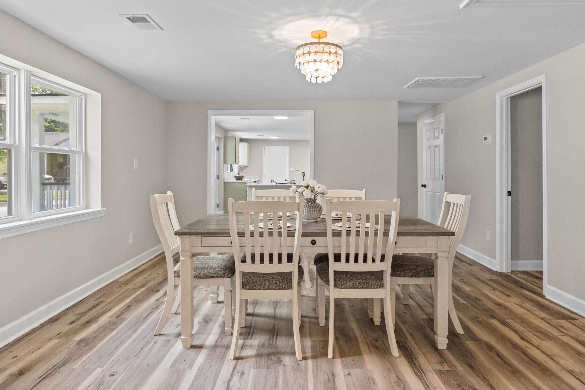 2450 Taylor Street Photo 18