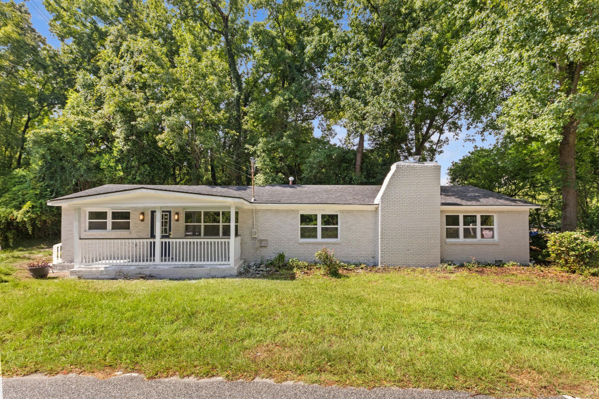 2450 Taylor Street Photo 4