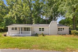 2450 Taylor Street photo 4