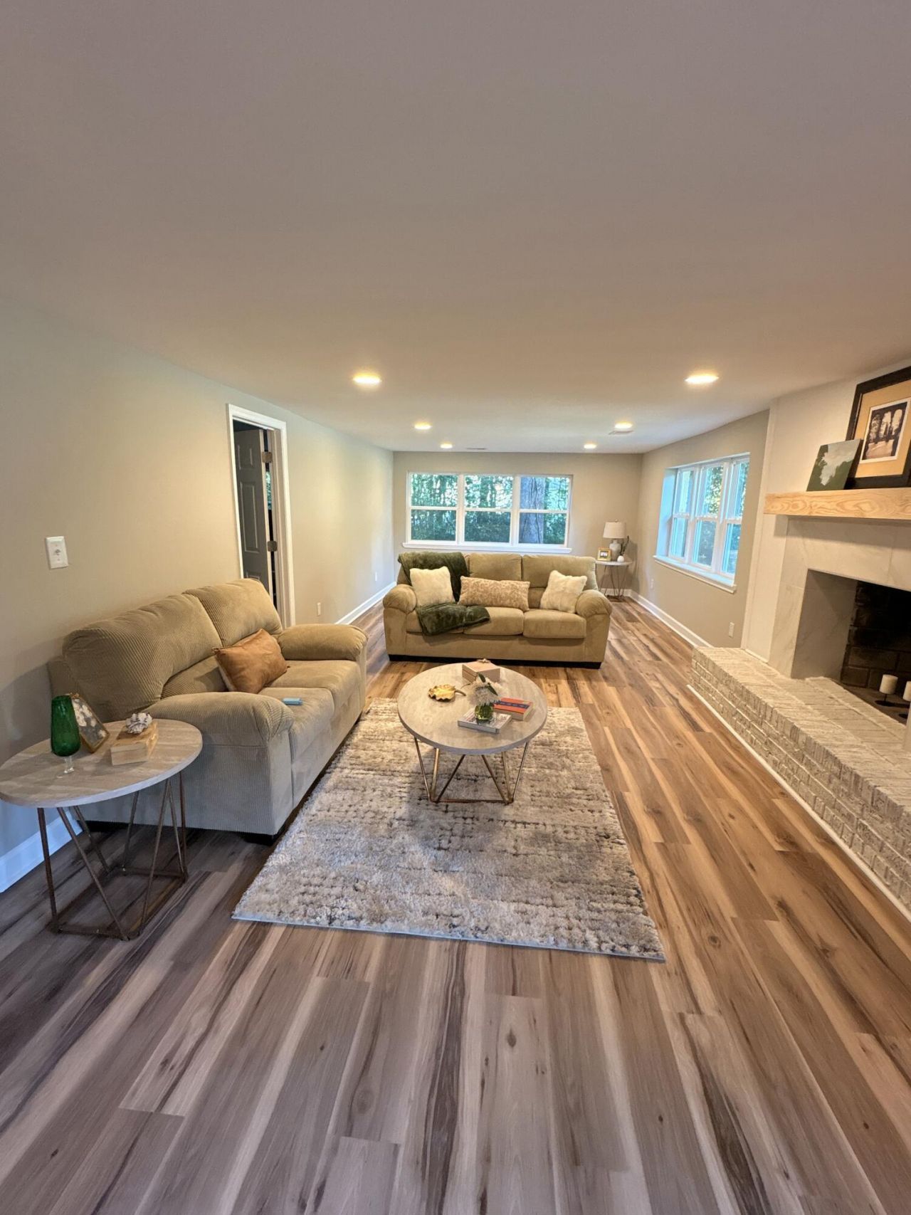 2450 Taylor Street Photo 44