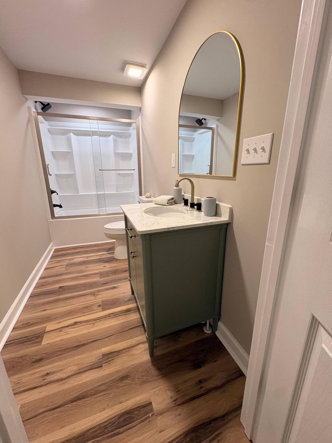 2450 Taylor Street Photo 49
