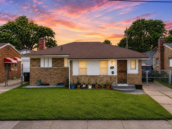 12021 Buffalo Street, Hamtramck, Mi 48212