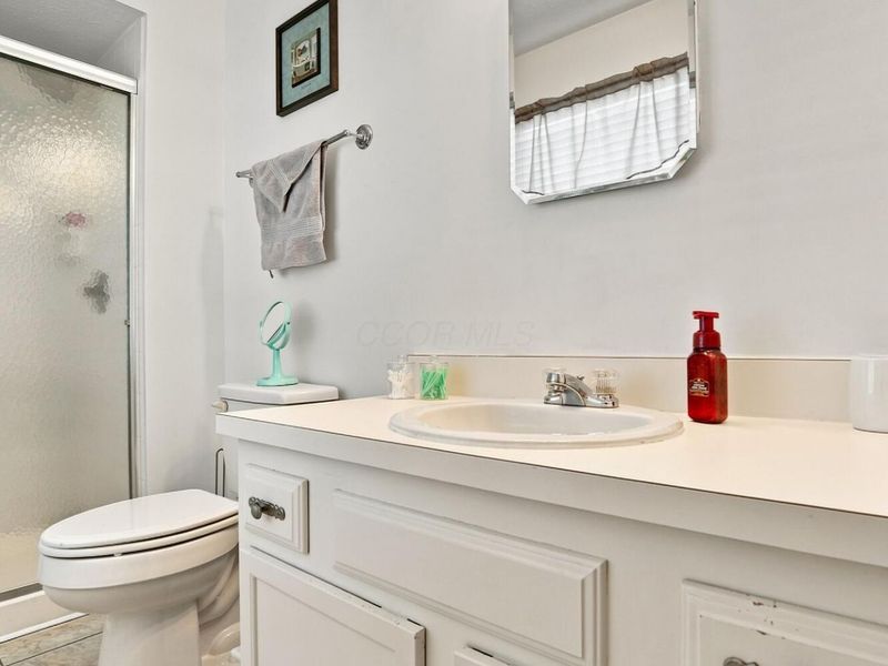7864 Stanburn Road , Columbus, OH 43235 Photo 33